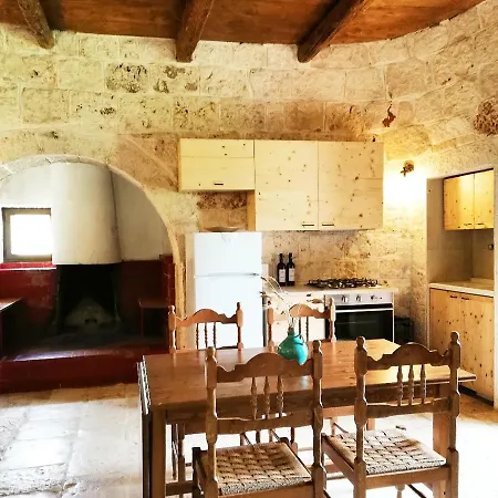Trulli Panoramici Alojamento de Acomodação e Pequeno-almoço 2*