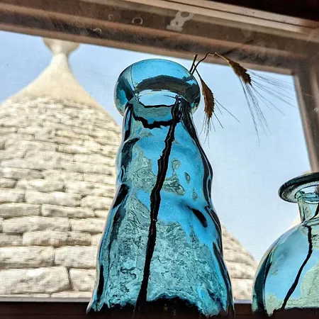 Trulli Panoramici Bed & Breakfast 2*