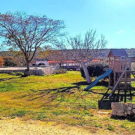 Trulli Panoramici 3* אלברובלו