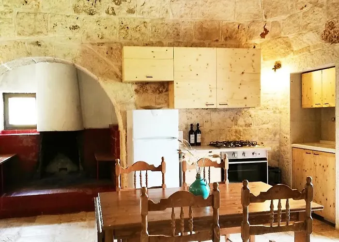 Trulli Panoramici Oda ve Kahvaltı 3*